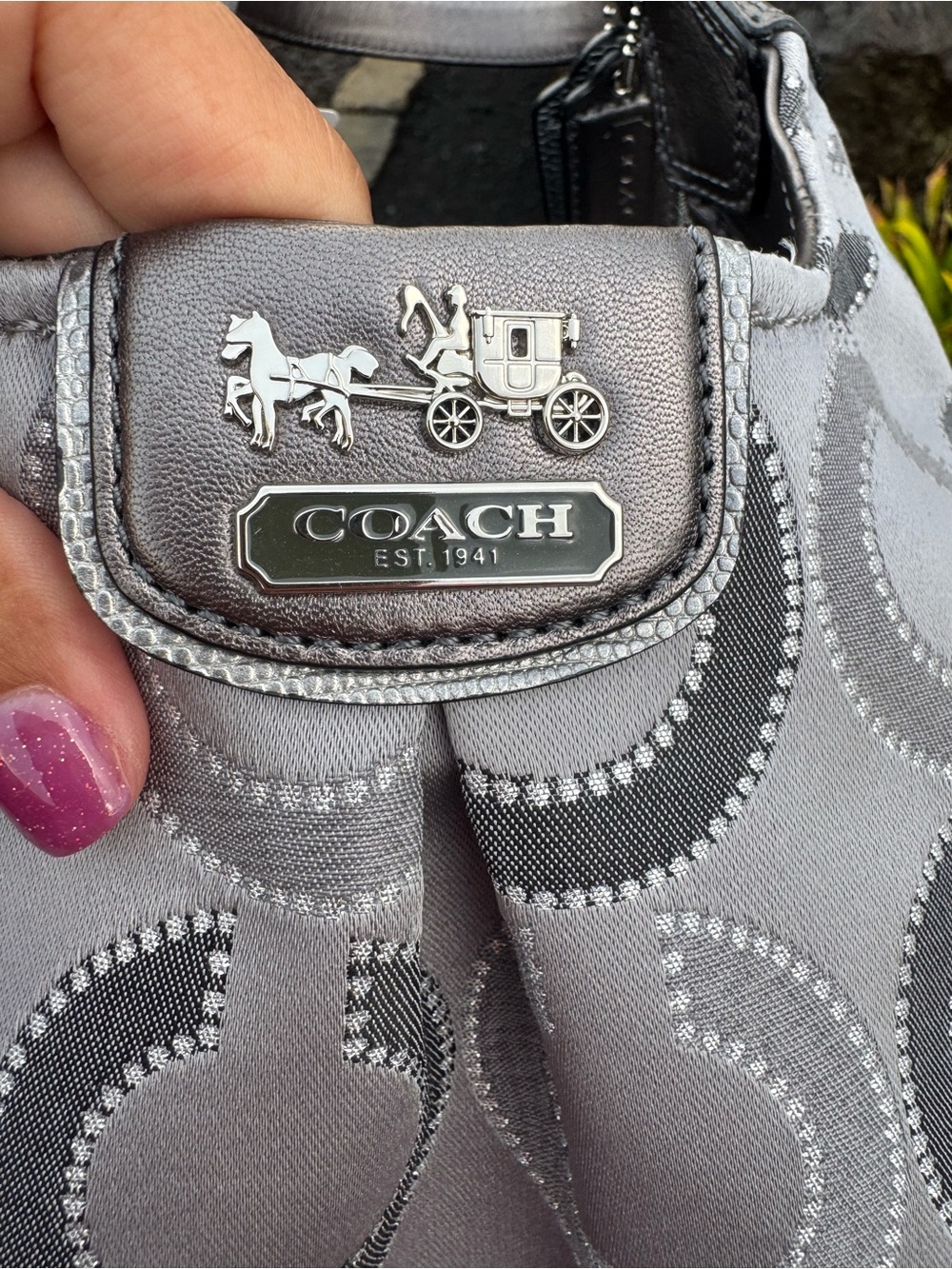Coach Maggie Op Art NWT Satchel/Shoulder Gray Silver Signature Shoulder Bag - Picture 9 of 11